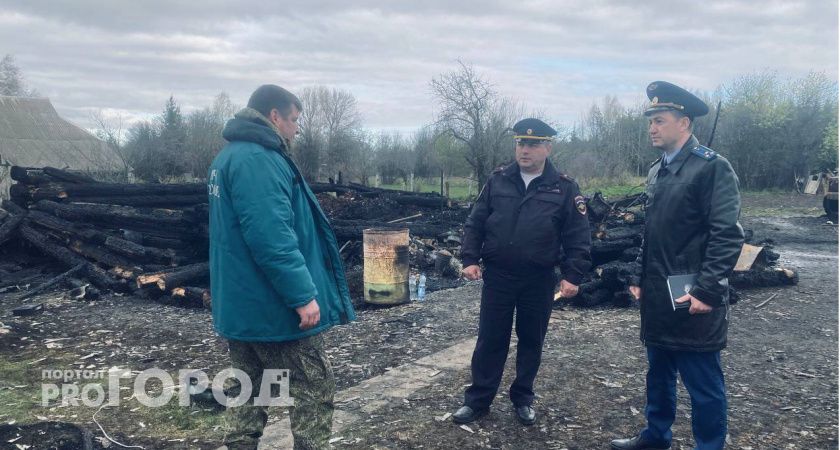 В Ярославской области в пожаре погибли мать и маленький ребенок